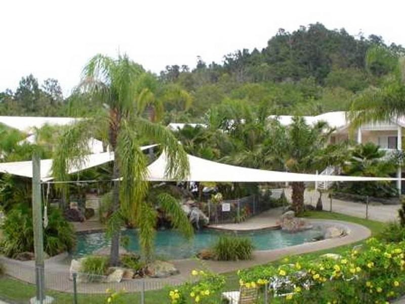 16/24 Pandanus Drive, Cannonvale QLD 4802