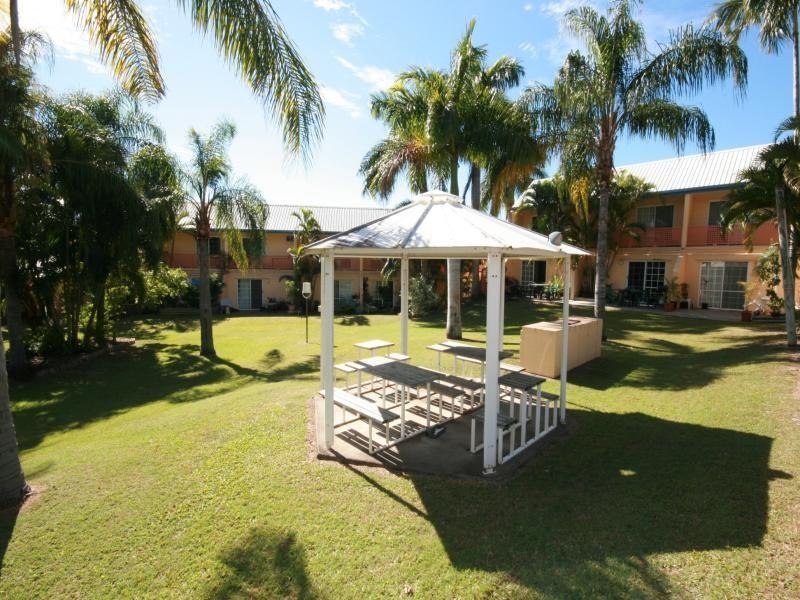 31/11 Island Drive, Cannonvale QLD 4802