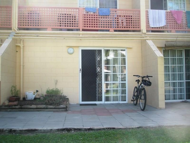 31/11 Island Drive, Cannonvale QLD 4802