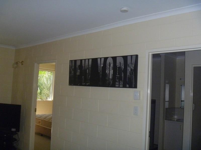 7/14 Island Drive, Cannonvale QLD 4802