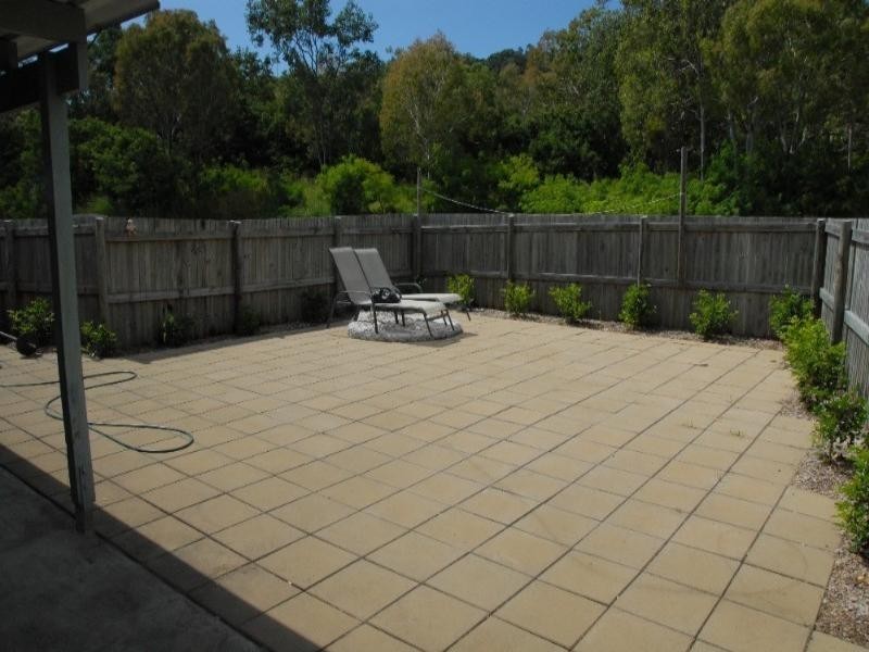2A Mandalay Road, Jubilee Pocket QLD 4802