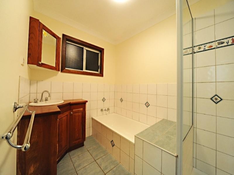 19 Warruga Street, Cannonvale QLD 4802