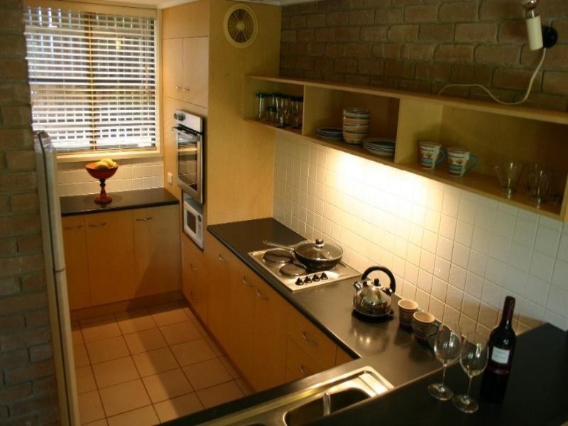 2/2 Lewis Street, Airlie Beach QLD 4802