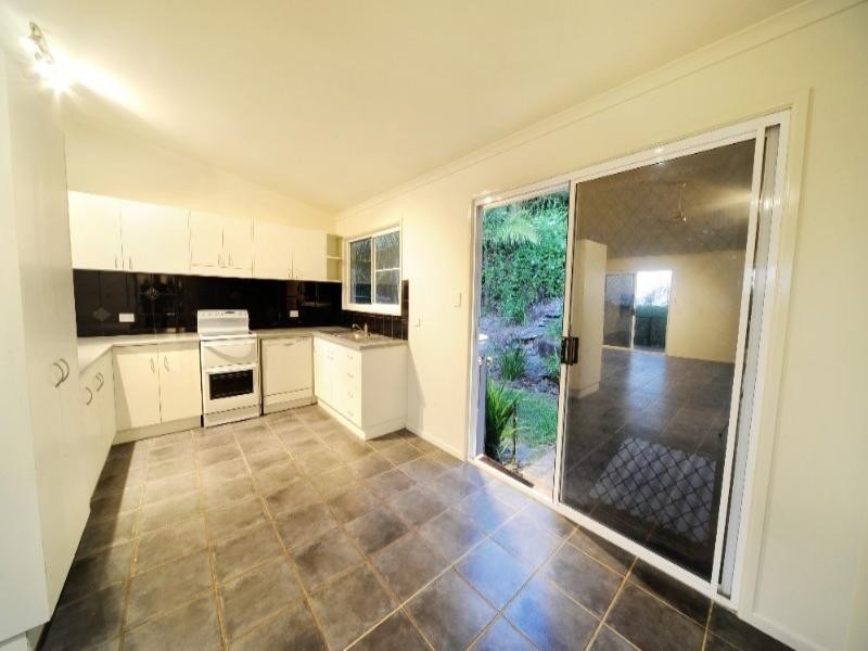 7 South Molle Boulevard, Cannonvale QLD 4802