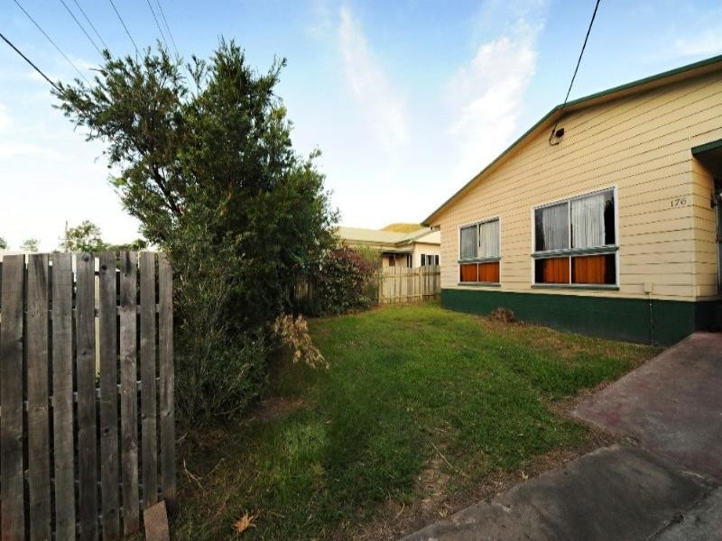 176 Shute Harbour Road, Cannonvale QLD 4802