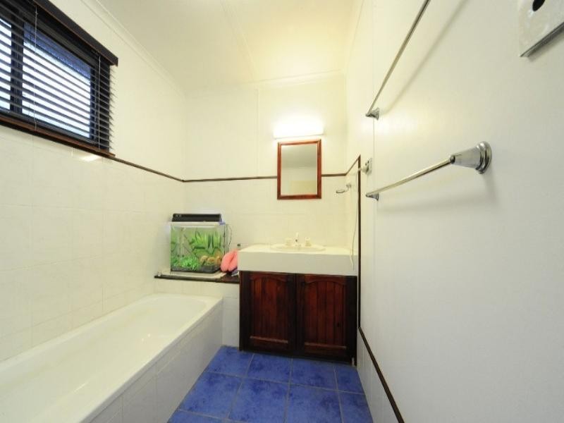 176 Shute Harbour Road, Cannonvale QLD 4802