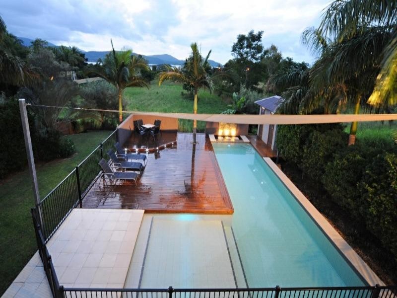 32 Jones Road, Cannonvale QLD 4802