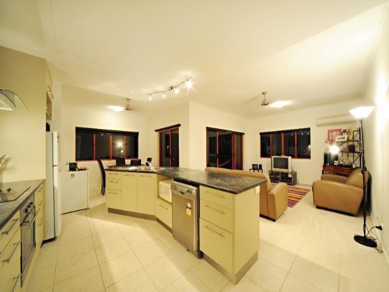 1/11 Maeva Street, Jubilee Pocket QLD 4802