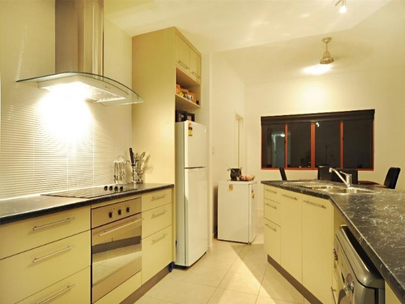 1/11 Maeva Street, Jubilee Pocket QLD 4802