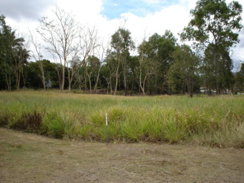 16 Tropic Road, Cannonvale QLD 4802