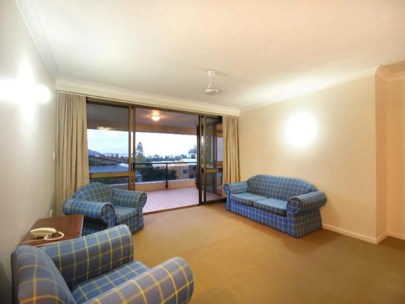 12/2 Eshelby Drive, Cannonvale QLD 4802