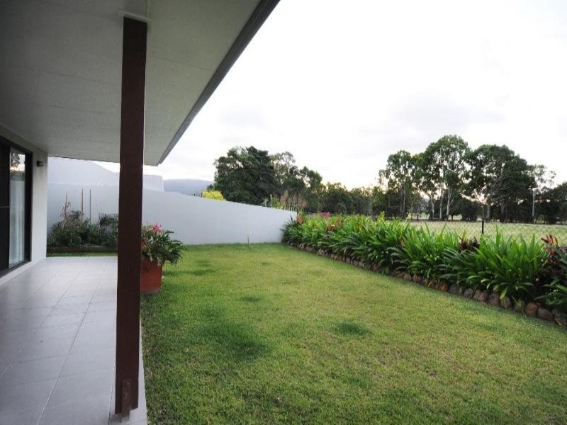 75 Abell Road, Cannonvale QLD 4802