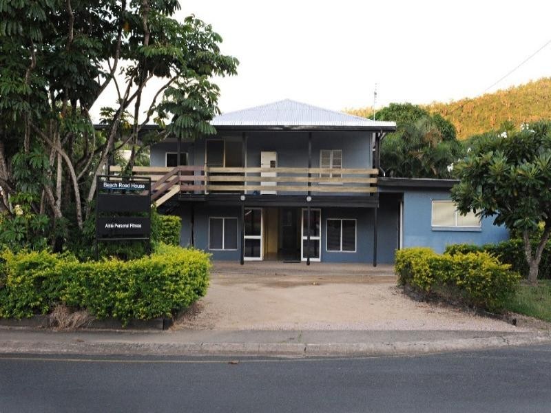 1 Beach Road, Cannonvale QLD 4802