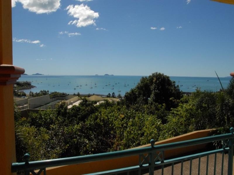 7/10 Golden Orchid Drive, Airlie Beach QLD 4802