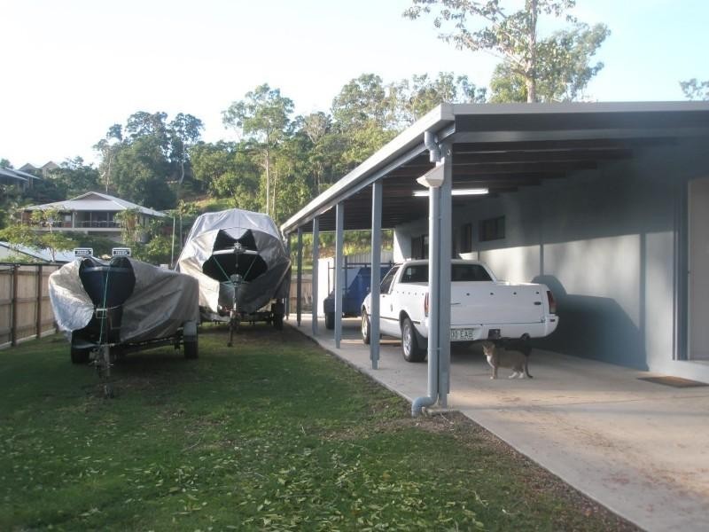 29 Ridgeview Road, Cannonvale QLD 4802