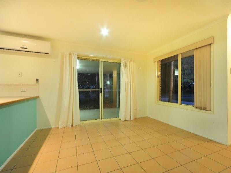 12 Hazelwood Crescent, Cannonvale QLD 4802