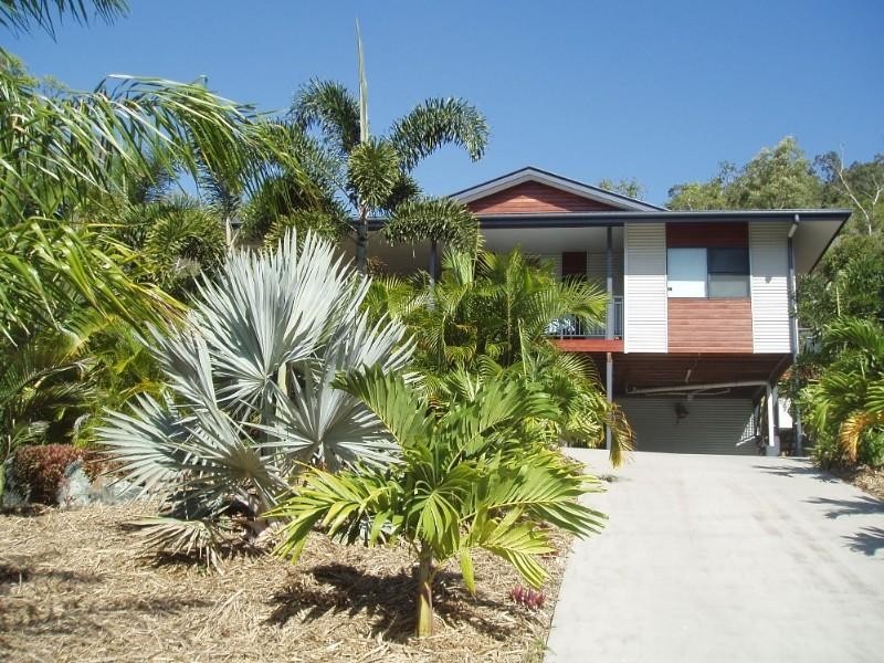39 Tropic Road, Cannonvale QLD 4802