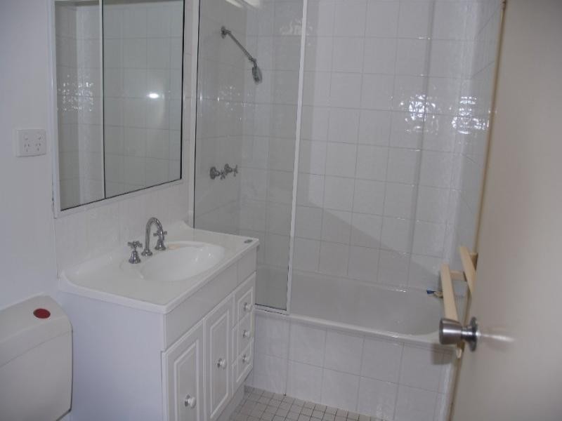 44/28 Island Drive, Cannonvale QLD 4802