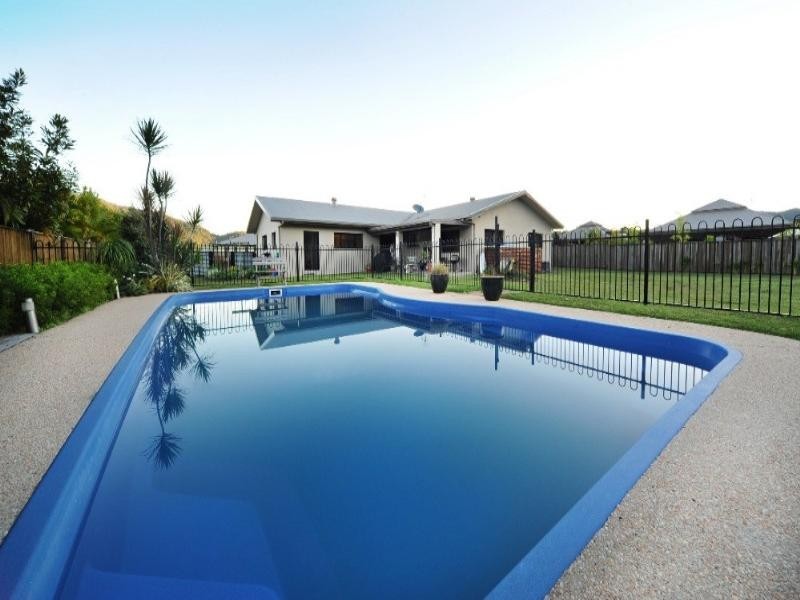 66 Galbraith Park Drive, Cannonvale QLD 4802