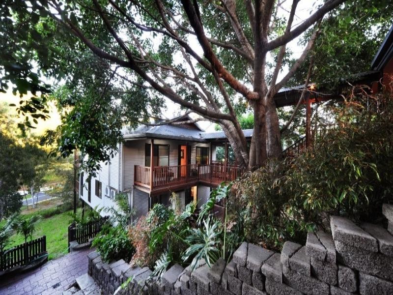 21 Daydream Court, Cannonvale QLD 4802