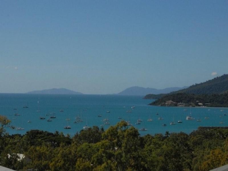 16 Nara Avenue, Airlie Beach QLD 4802