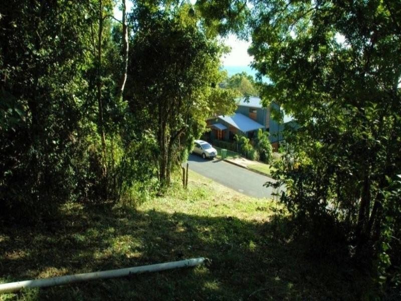 16 Nara Avenue, Airlie Beach QLD 4802