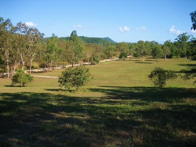 461 Sugarloaf Road, Sugarloaf QLD 4800