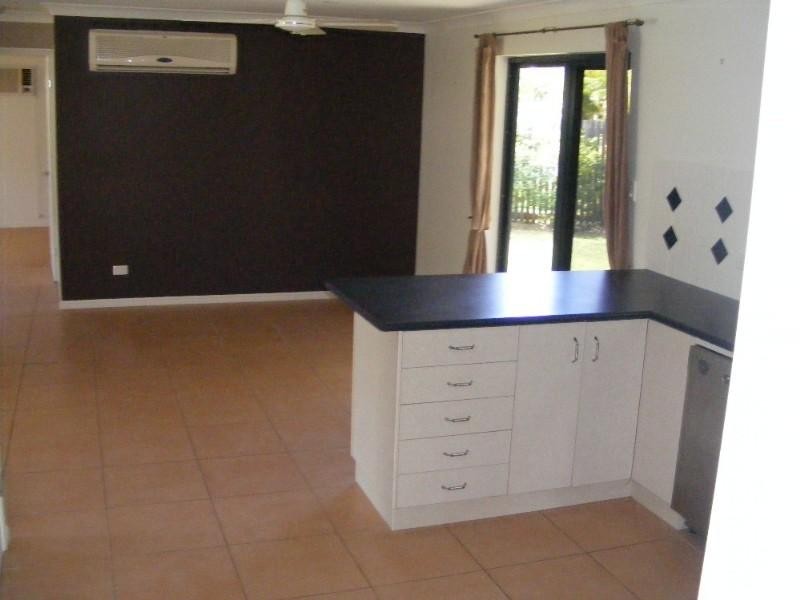 26 Banksia Court, Cannonvale QLD 4802