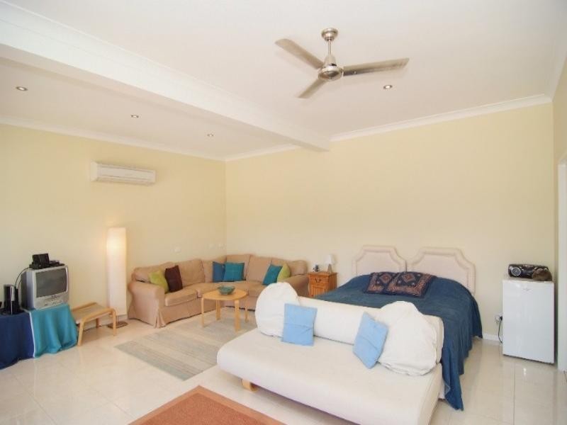 131 Stanley Drive, Cannonvale QLD 4802