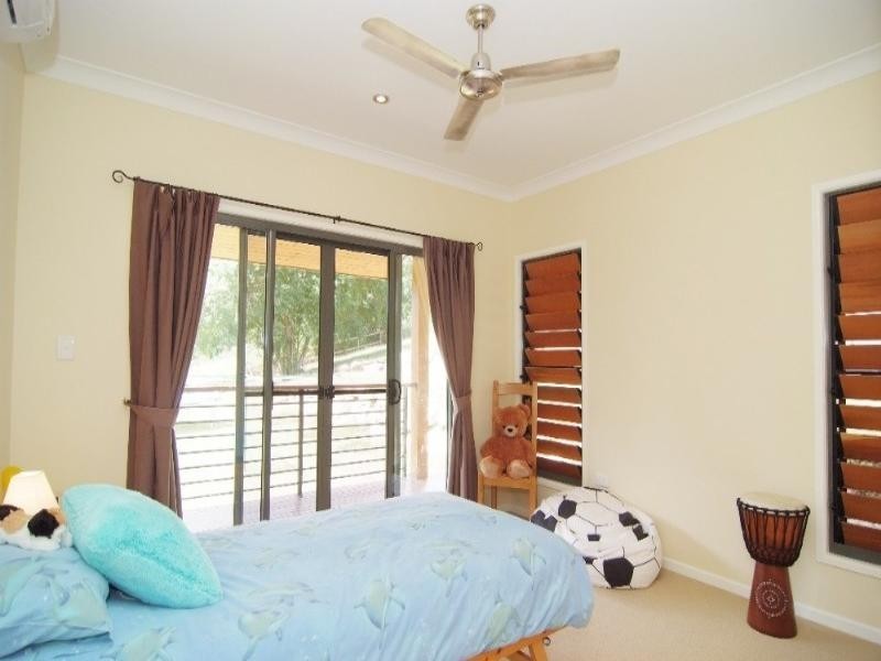 131 Stanley Drive, Cannonvale QLD 4802