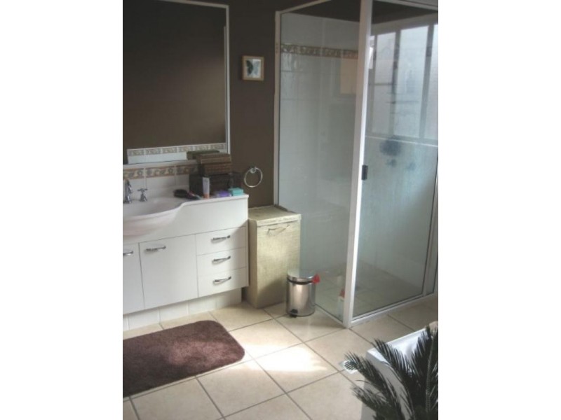 4/7 Erromango Drive, Jubilee Pocket QLD 4802