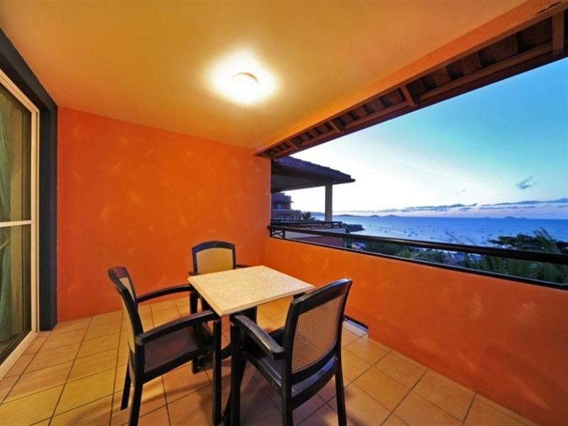 6/18 Golden Orchid Drive, Airlie Beach QLD 4802