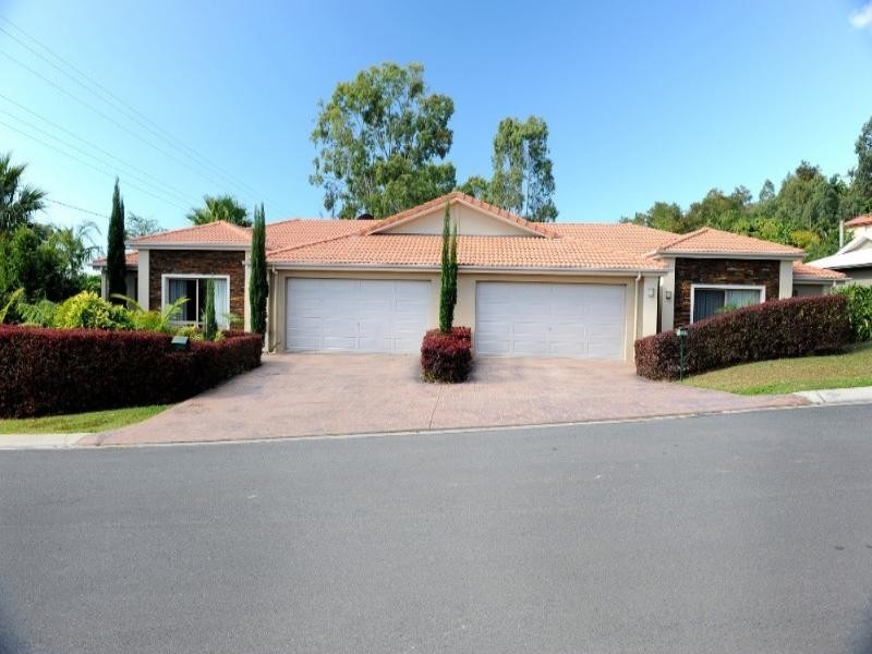 2/1 Wills Court, Cannonvale QLD 4802