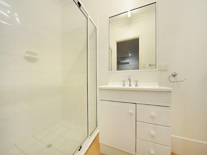 21/24 Pandanus Drive, Cannonvale QLD 4802