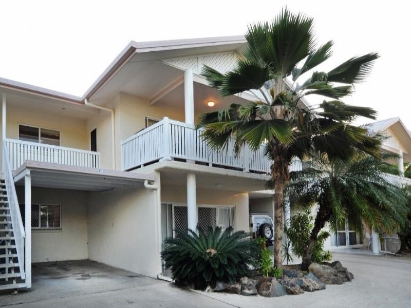 21/24 Pandanus Drive, Cannonvale QLD 4802