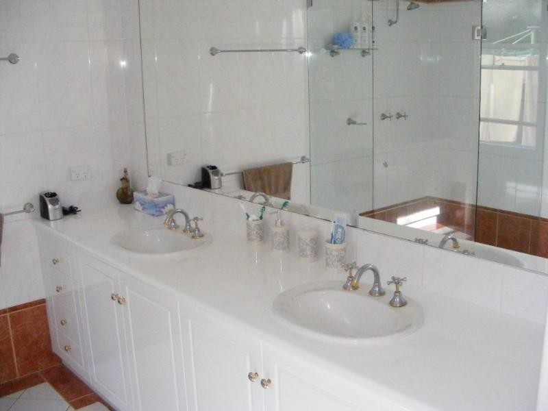 522 Dingo Beach Road, Cape Gloucester QLD 4800