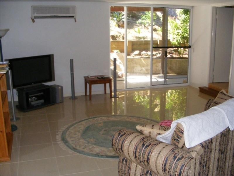 522 Dingo Beach Road, Cape Gloucester QLD 4800