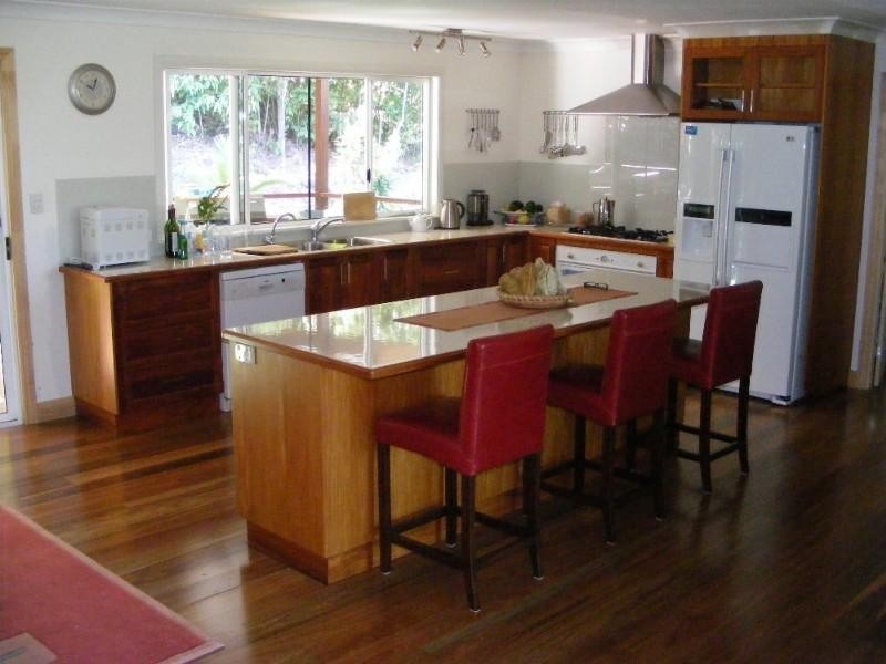 522 Dingo Beach Road, Cape Gloucester QLD 4800