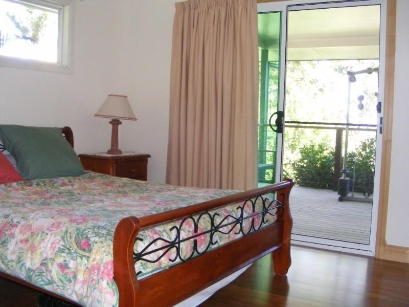 522 Dingo Beach Road, Cape Gloucester QLD 4800