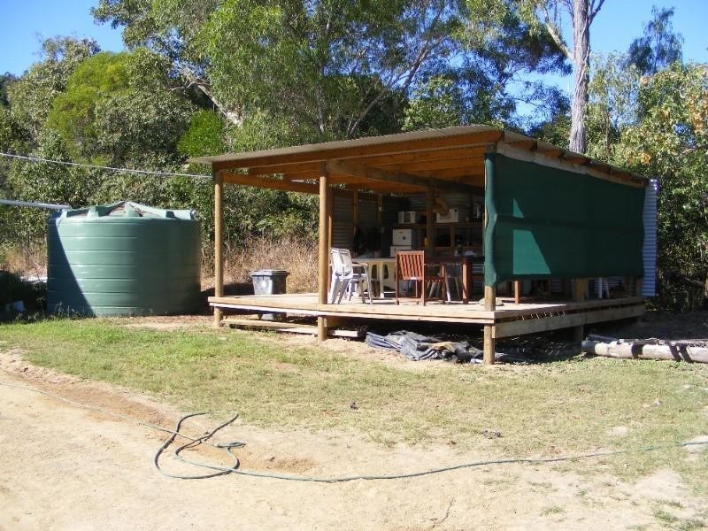 522 Dingo Beach Road, Cape Gloucester QLD 4800