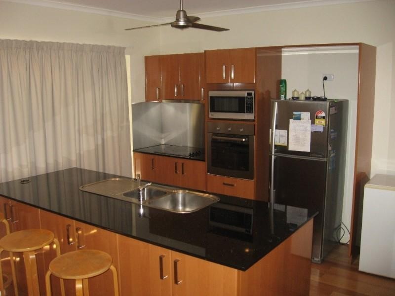 17/25 Abell Road, Cannonvale QLD 4802