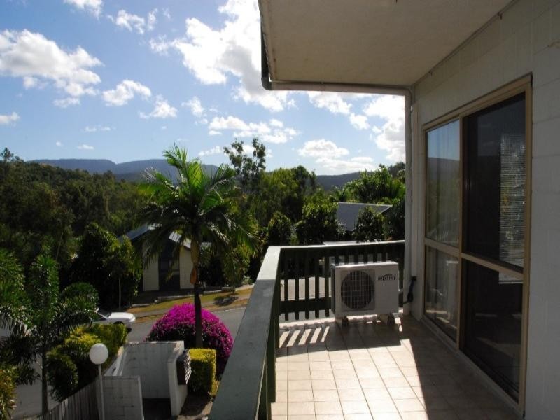 1/5 Border Drive, Cannonvale QLD 4802