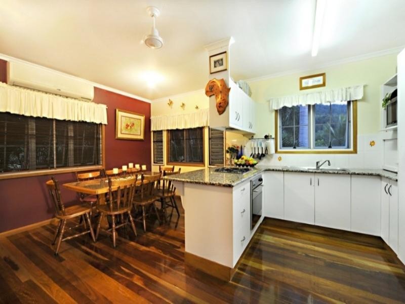 8 Gregory Court, Cannonvale QLD 4802
