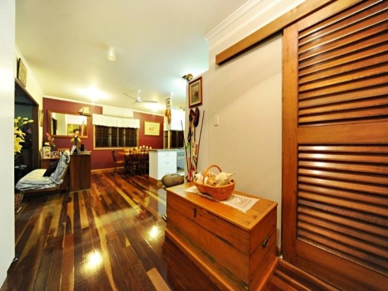 8 Gregory Court, Cannonvale QLD 4802