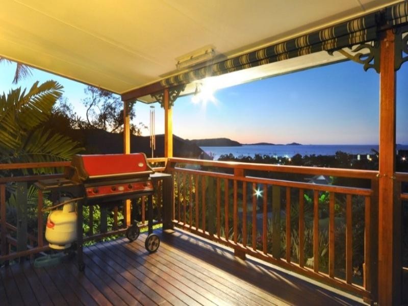 8 Gregory Court, Cannonvale QLD 4802