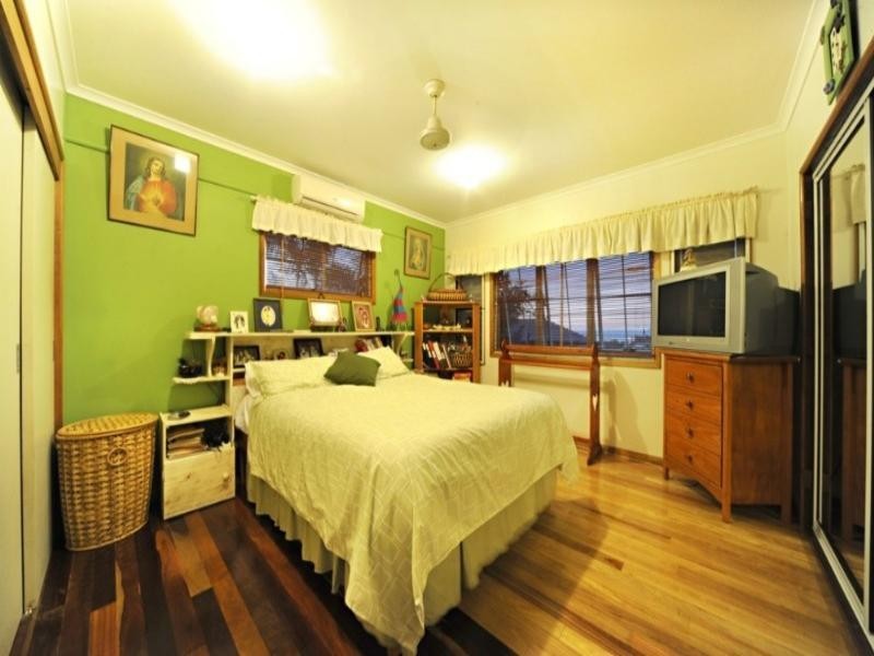 8 Gregory Court, Cannonvale QLD 4802