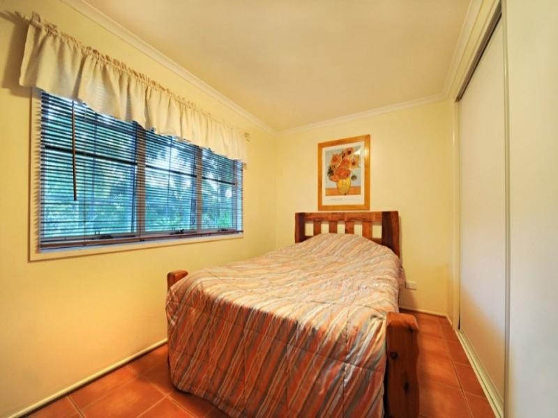 8 Gregory Court, Cannonvale QLD 4802