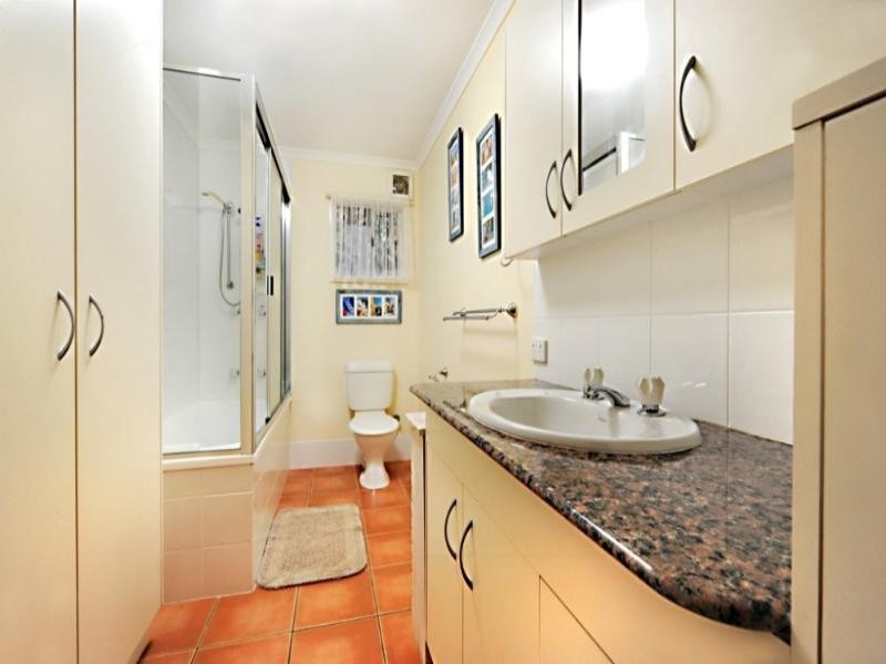 8 Gregory Court, Cannonvale QLD 4802
