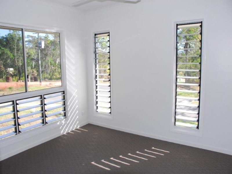 77 Country Road, Cannonvale QLD 4802