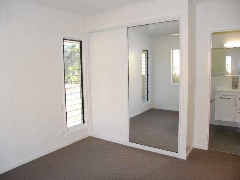 77 Country Road, Cannonvale QLD 4802